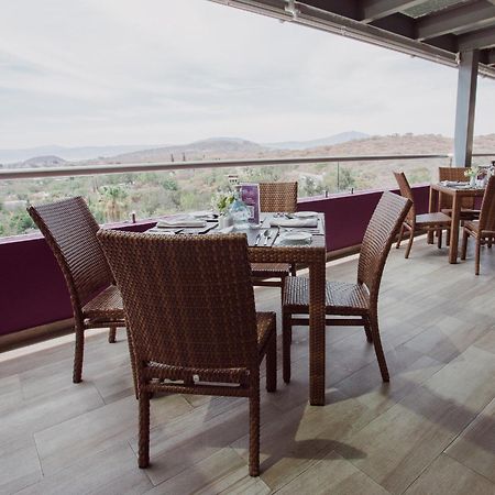 Memora Hotel & Villas Чапала Экстерьер фото