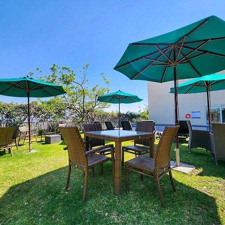 Memora Hotel & Villas Чапала Экстерьер фото