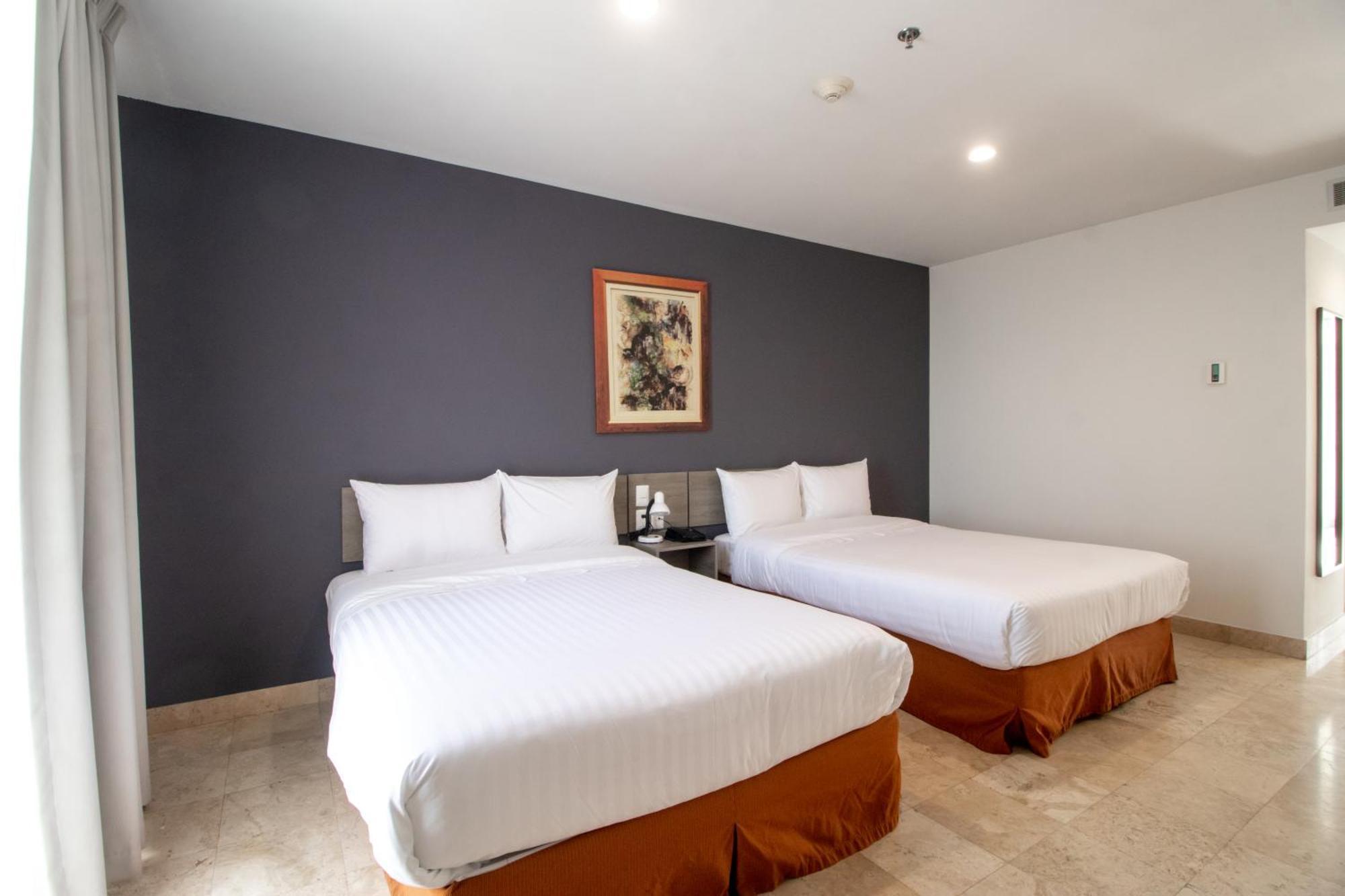 Memora Hotel & Villas Чапала Экстерьер фото