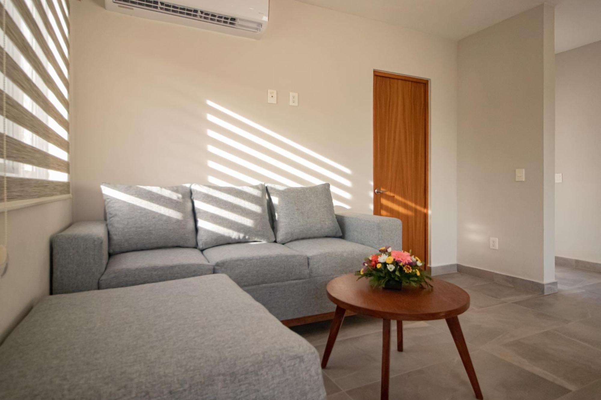 Memora Hotel & Villas Чапала Экстерьер фото