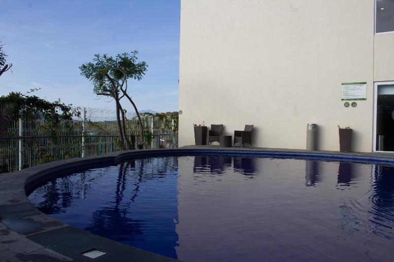 Memora Hotel & Villas Чапала Экстерьер фото